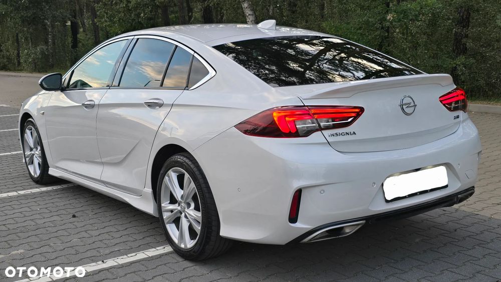 Opel Insignia 2.0 T 4x4 GSi S&S - 7