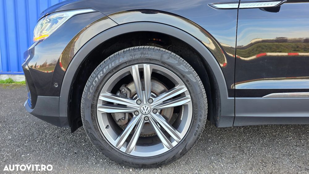 Volkswagen Tiguan 2.0 TDI 4Mot DSG Elegance - 20