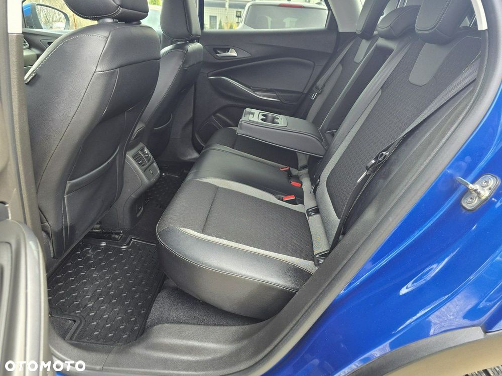 Opel Grandland X 1.2 T GPF Elegance S&S - 12