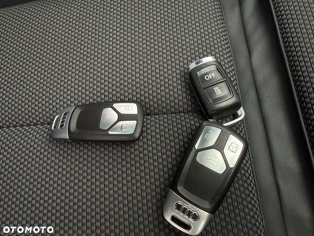 Audi Q5 40 TDI quattro S tronic S line - 39