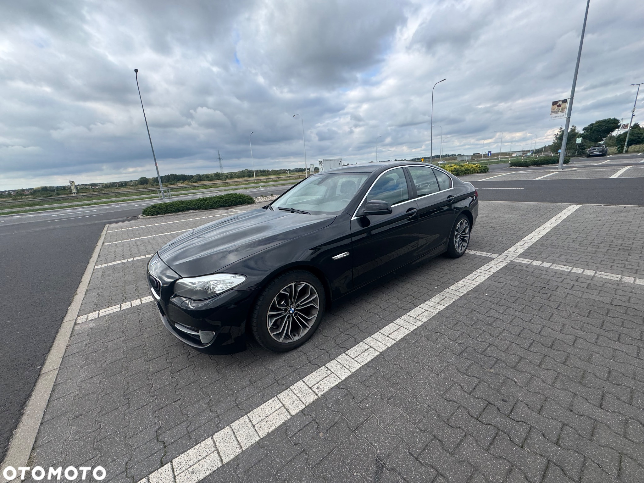 BMW Seria 5 520d - 6
