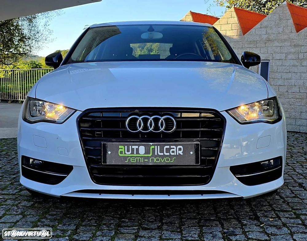 Audi A3 Sportback 1.6 TDI Ambiente - 1