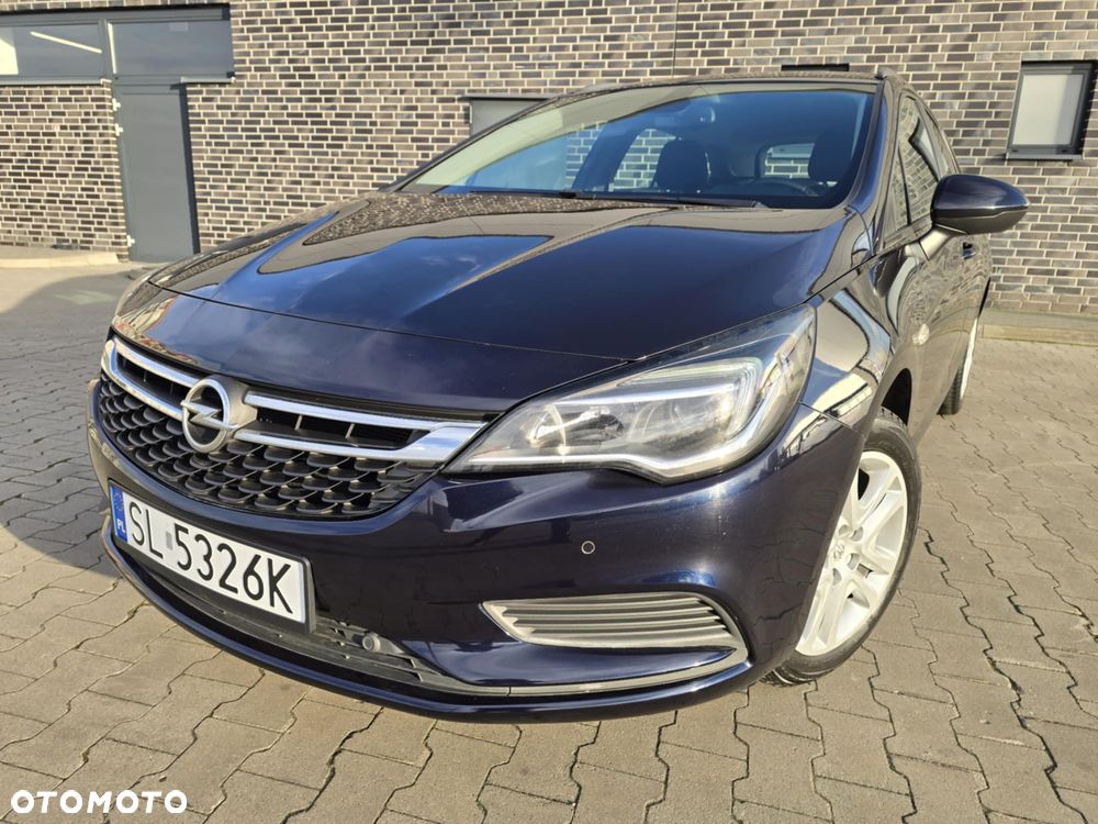 Opel Astra 1.6 D (CDTI) Automatik Dynamic - 2