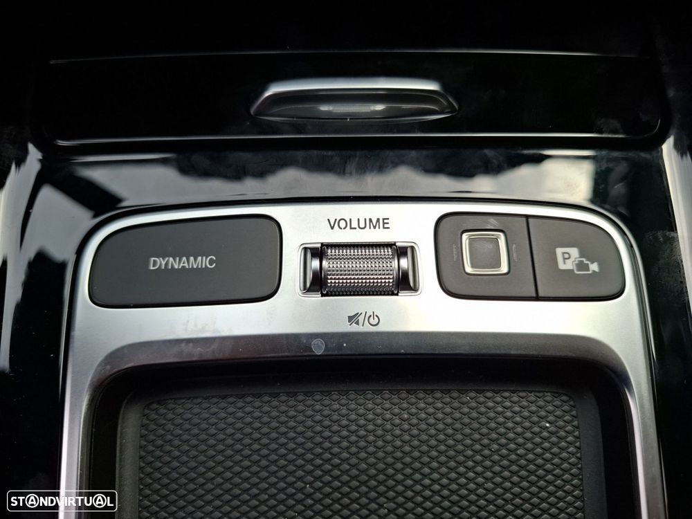 Mercedes-Benz GLB 180 d AMG Line - 21