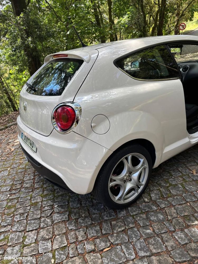 Alfa Romeo MiTo 1.3 JTD Distinctive - 6