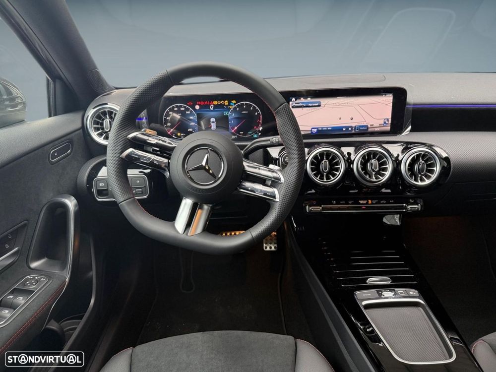 Mercedes-Benz A 200 - 12