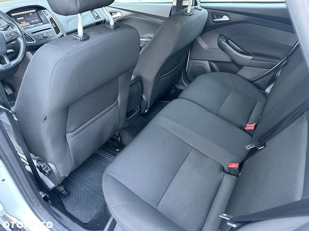 Ford Focus 1.5 TDCi Titanium ECOnetic ASS - 18