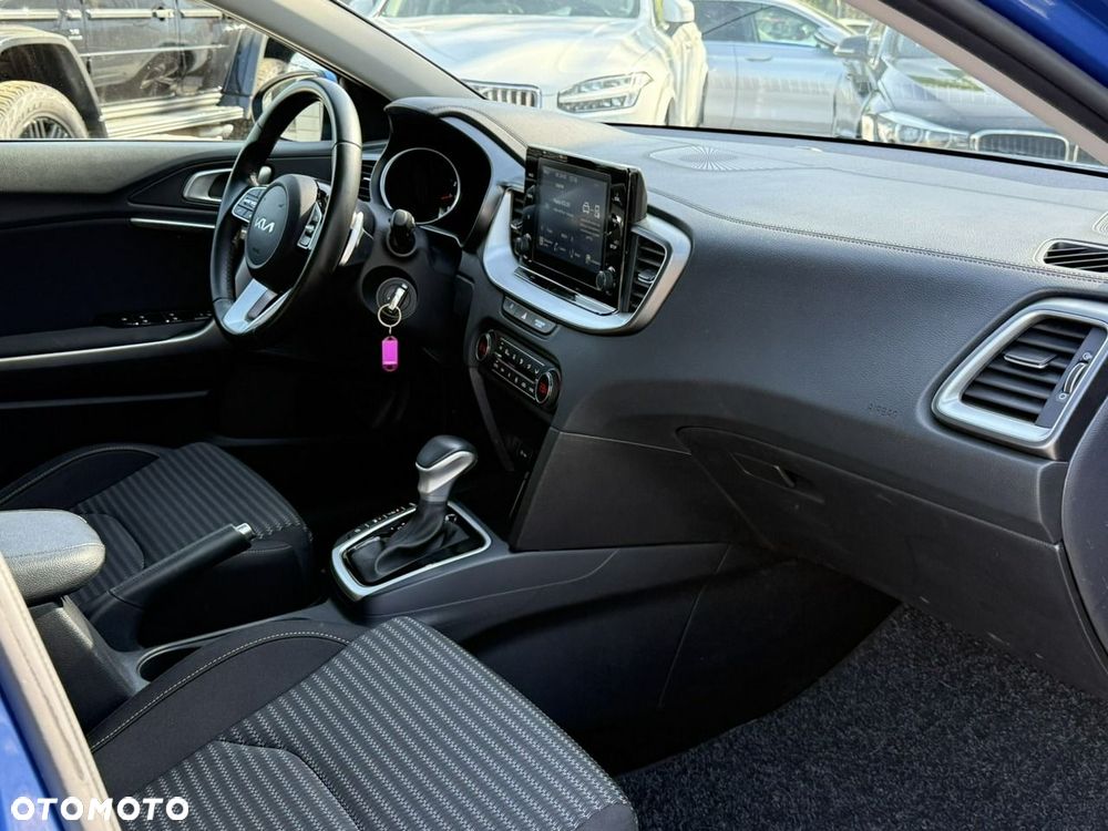Kia Ceed - 15