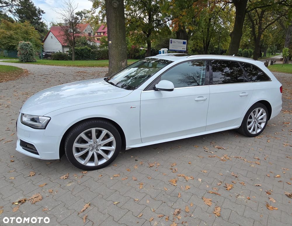 Audi A4 Avant 2.0 TDI DPF S line Sportpaket - 32