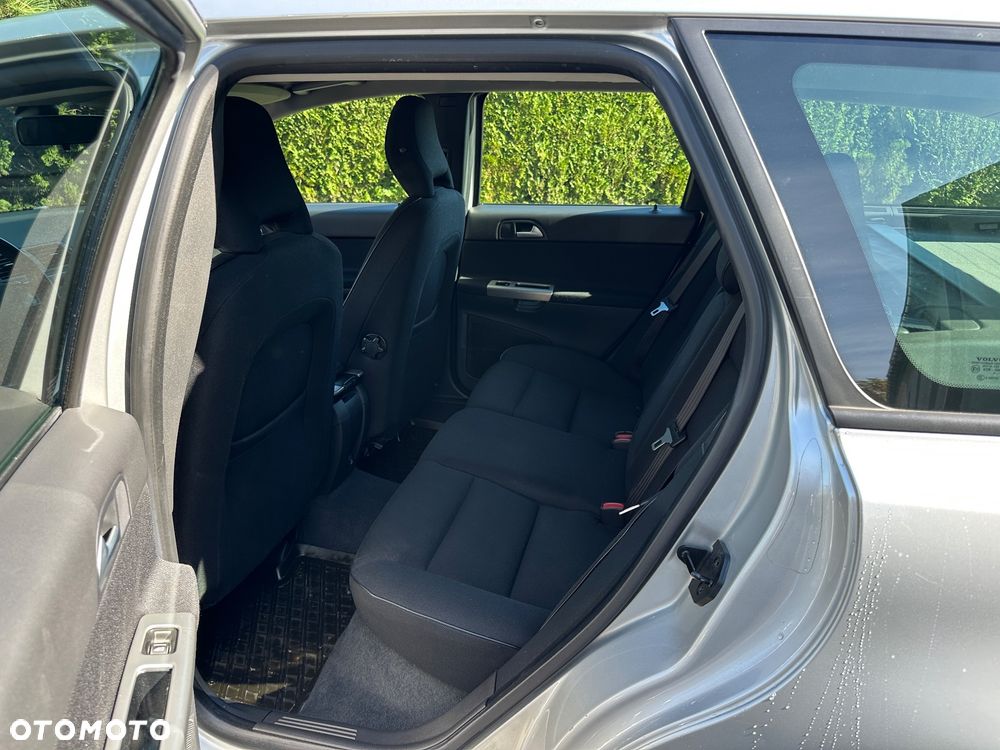 Volvo V50 1.6D DPF DRIVe Momentum - 20