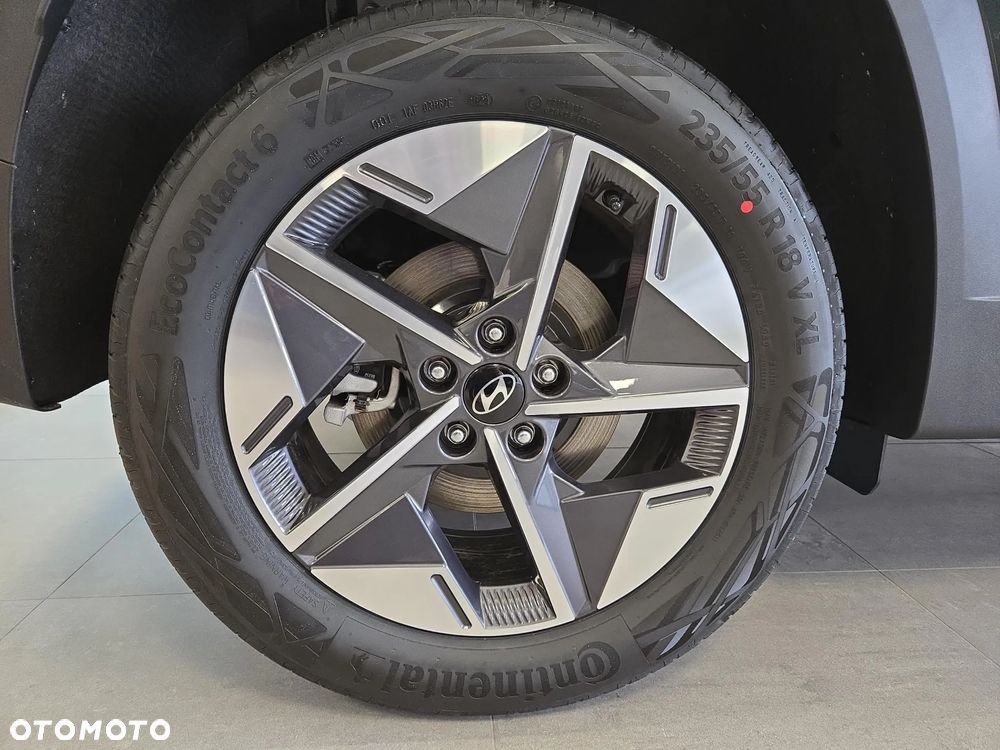 Hyundai Tucson 1.6 T-GDi HEV Executive 2WD - 17