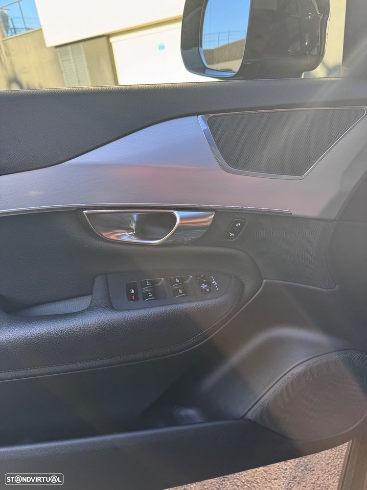 Volvo XC 90 - 17