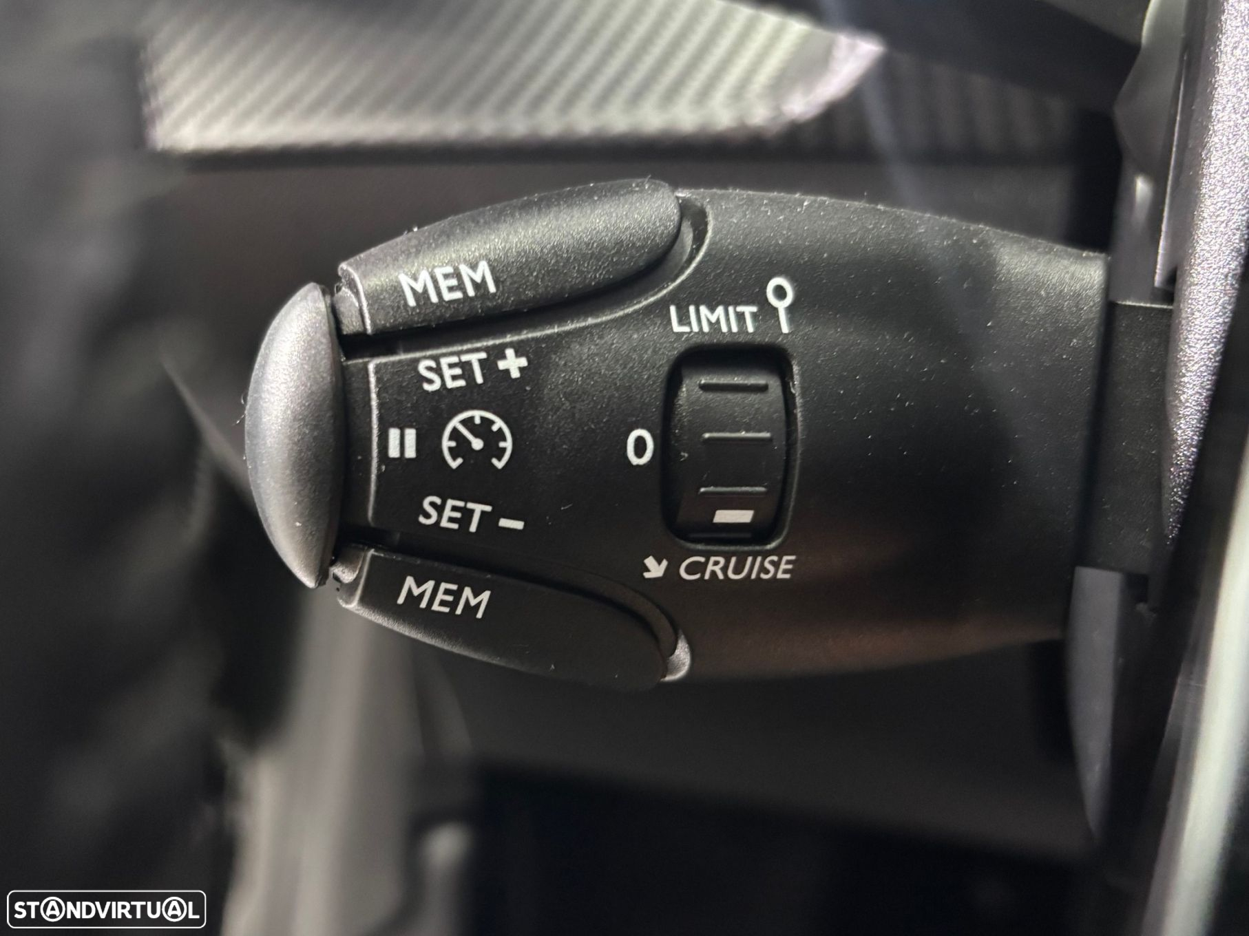 Peugeot e-208 50 kWh Allure Pack - 21