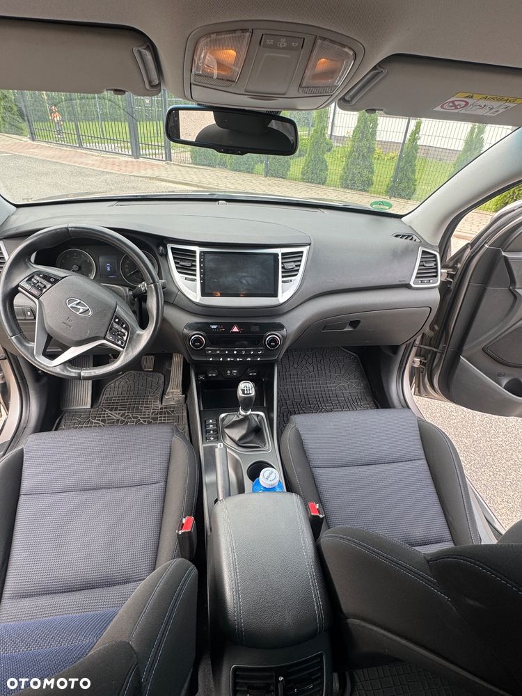 Hyundai Tucson 1.6 GDI BlueDrive Comfort 2WD - 11