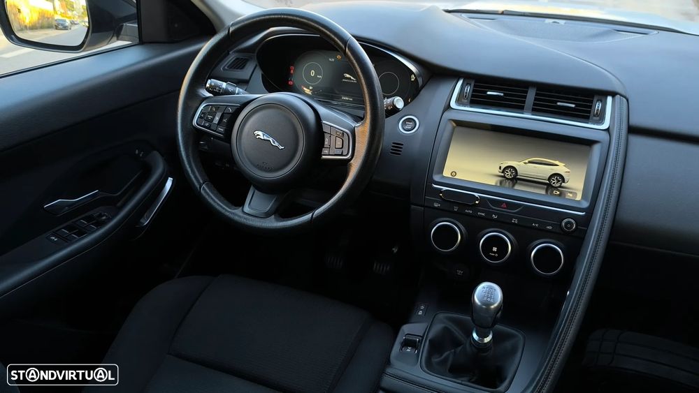 Jaguar E-Pace 2.0 i4D - 13