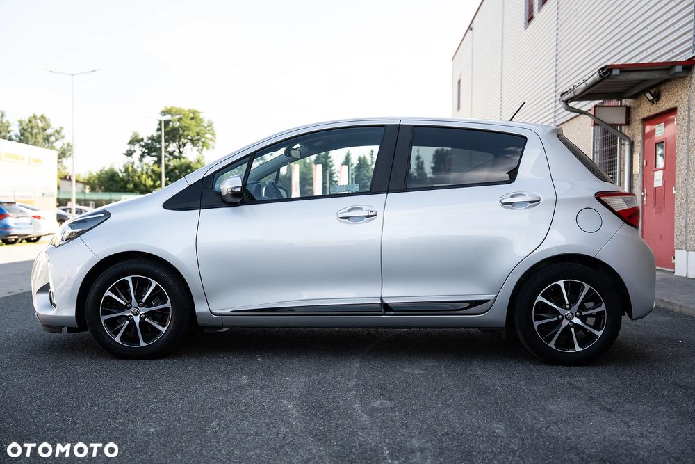 Toyota Yaris - 8