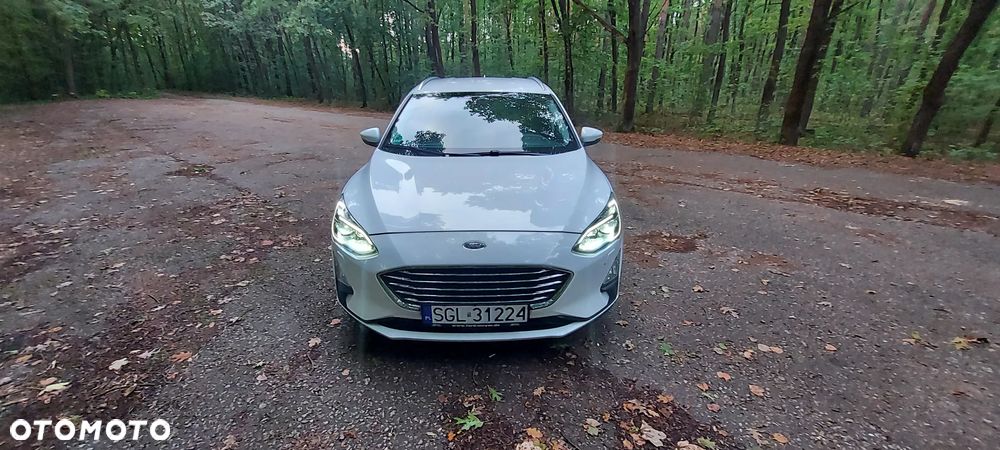 Ford Focus 1.5 EcoBlue Start-Stopp-System TITANIUM - 3