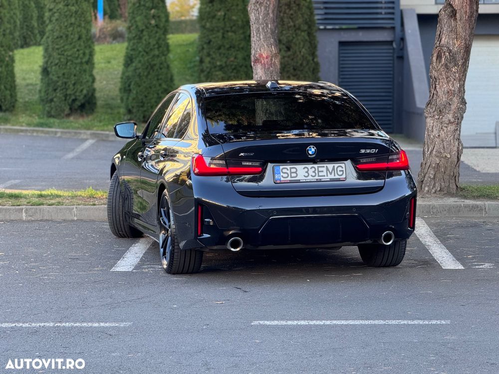 BMW Seria 3 330i xDrive AT - 6