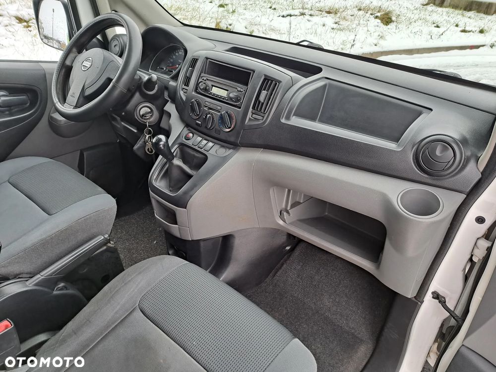 Nissan NV200 - 16