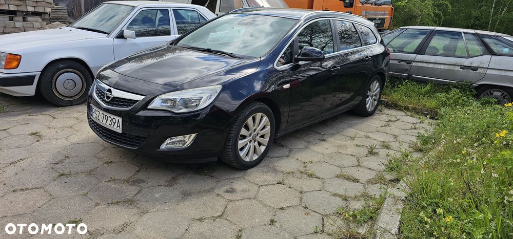Opel Astra 1.7 CDTI Cosmo - 1