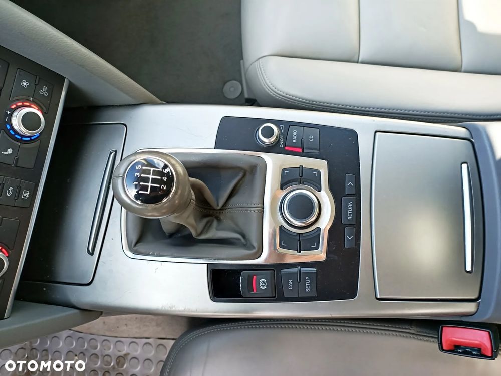 Audi A6 Avant - 18