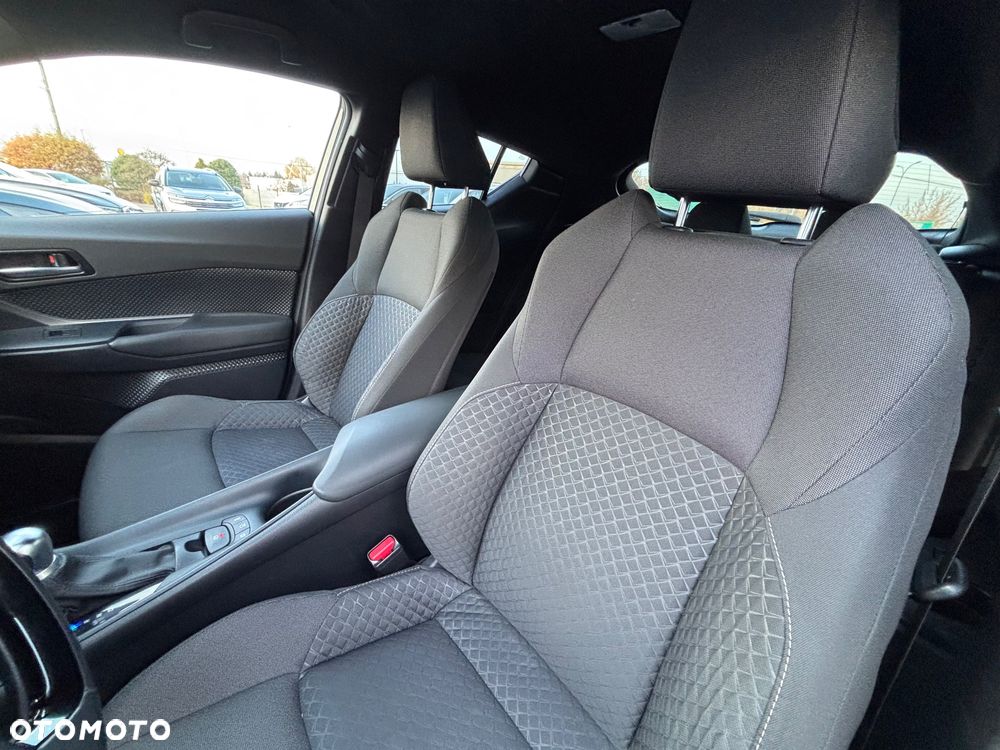 Toyota C-HR Business-Edition - 21