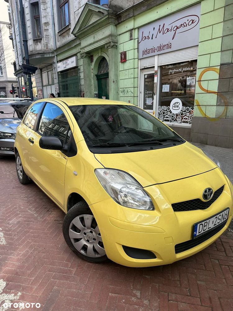 Toyota Yaris 1.0 Terra A/C - 10