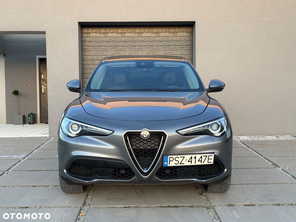 Alfa Romeo Stelvio 2.0 Turbo 16V AT8-Q4 First Edition - 2