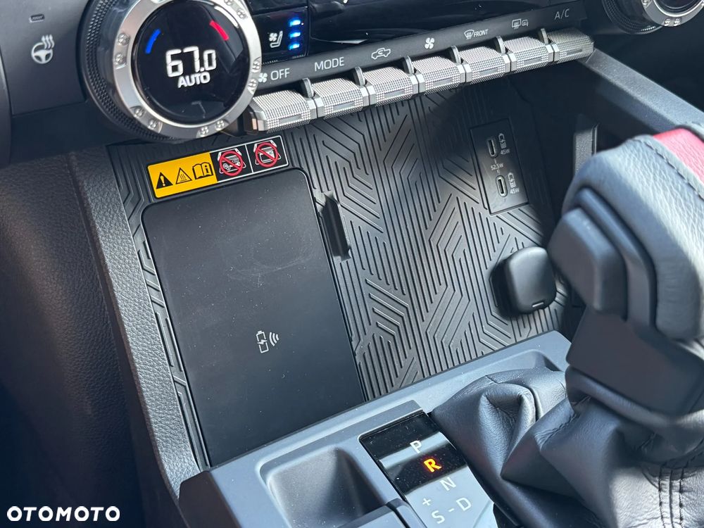 Toyota Tacoma - 10