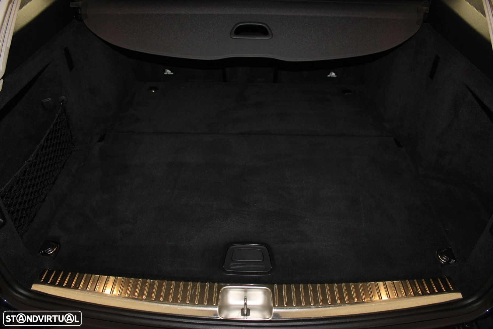 Mercedes-Benz C 180 - 31