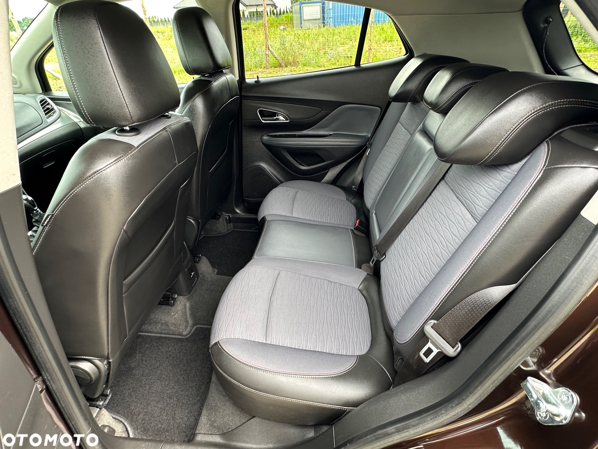 Opel Mokka X 1.4 T Design Line S&S - 30