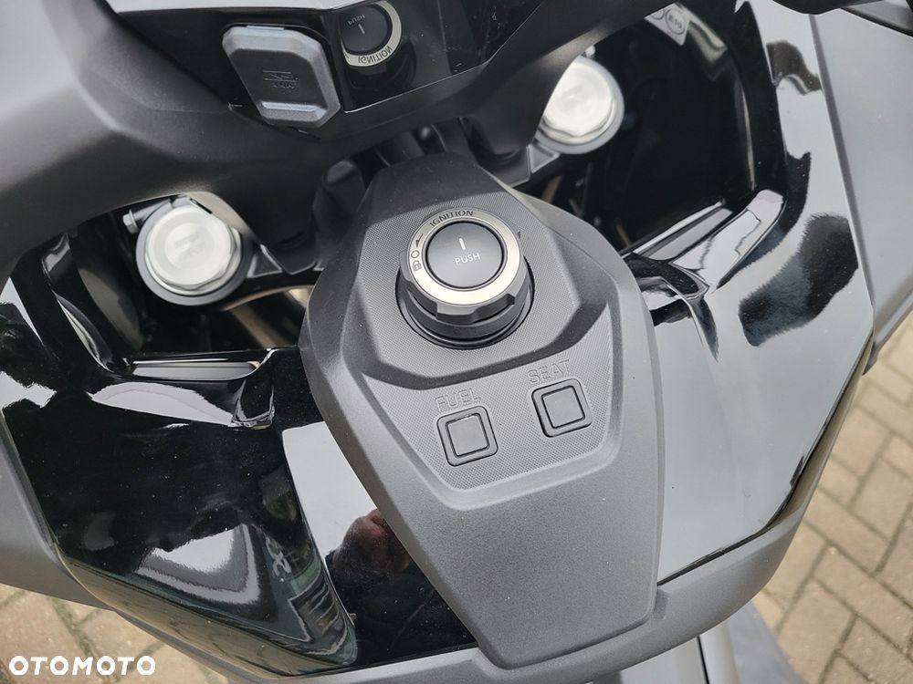 Honda NSS - 9