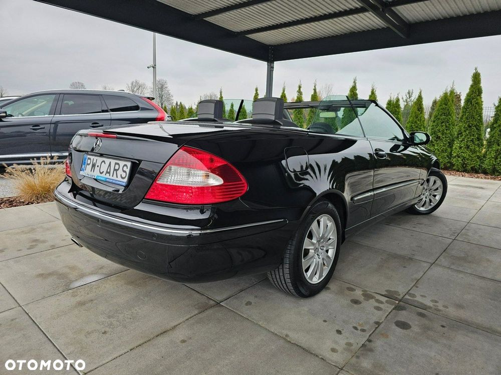 Mercedes-Benz CLK - 4