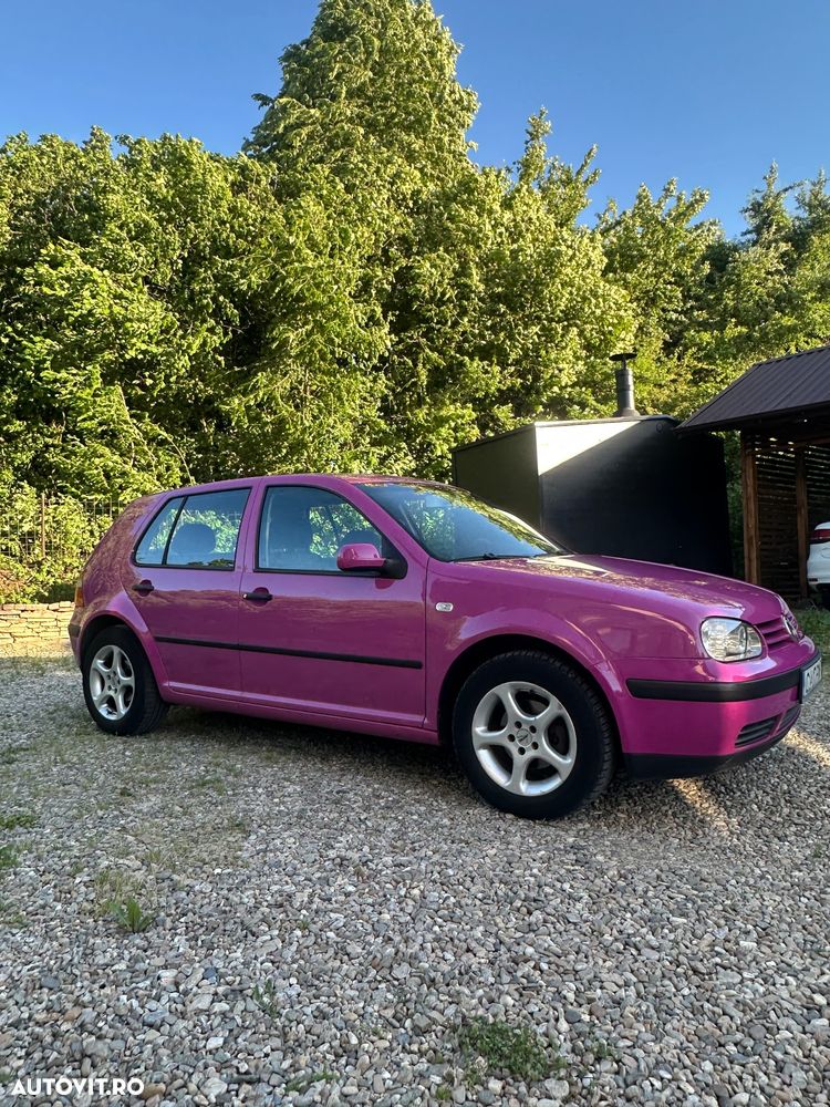 Volkswagen Golf - 4
