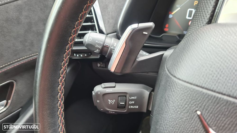 DS DS7 Crossback - 13