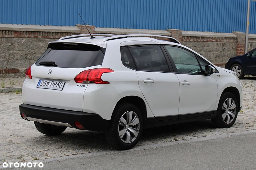 Peugeot 2008 - 11