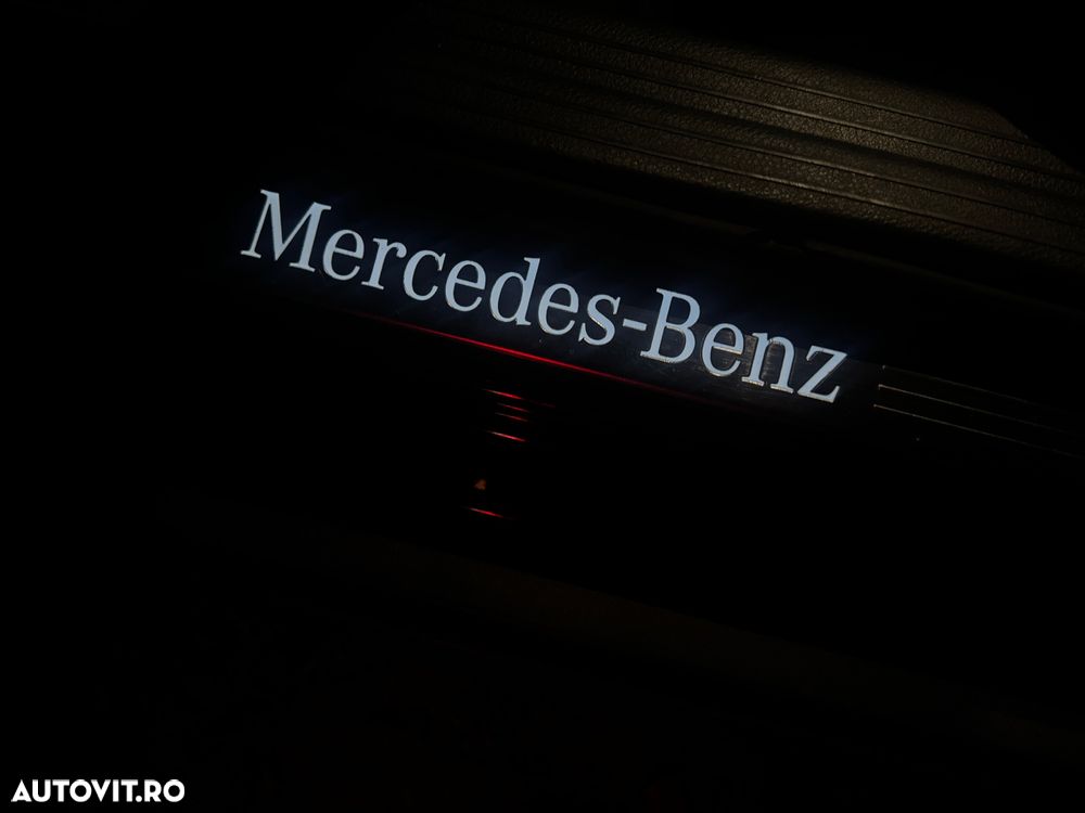 Mercedes-Benz GLA 200 d 7G-DCT Style - 11