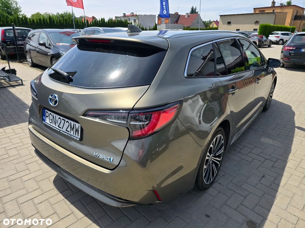 Toyota Corolla - 4