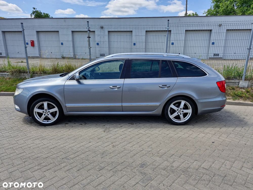 Skoda Superb 1.8 TSI Elegance DSG - 3