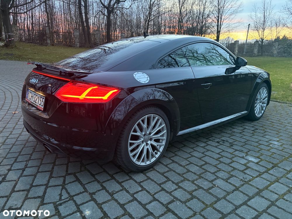 Audi TT Coupé - 4