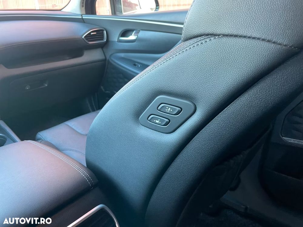 Hyundai Santa Fe 2.2 CRDi 4WD 8AT Luxury - 8