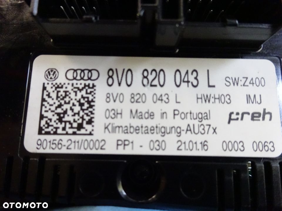 8v0820043l panel klimatyzacji audi a3 8v - 2