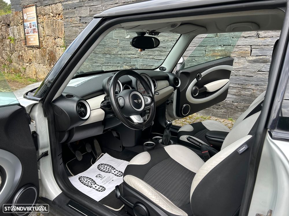 MINI 3 Portas Cooper D 50 Camden - 10