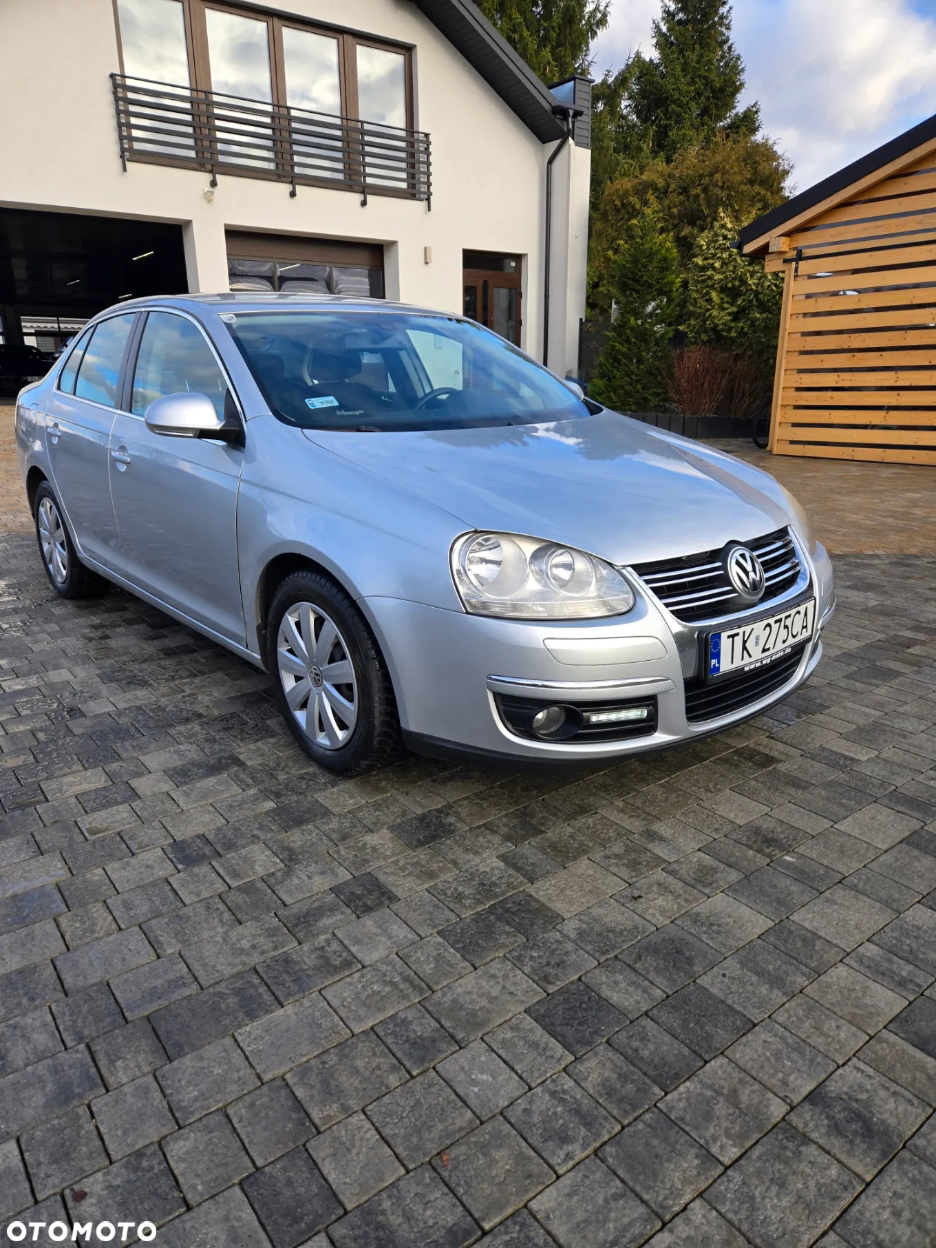 Volkswagen Jetta 2.0 TDI DPF Comfortline - 18