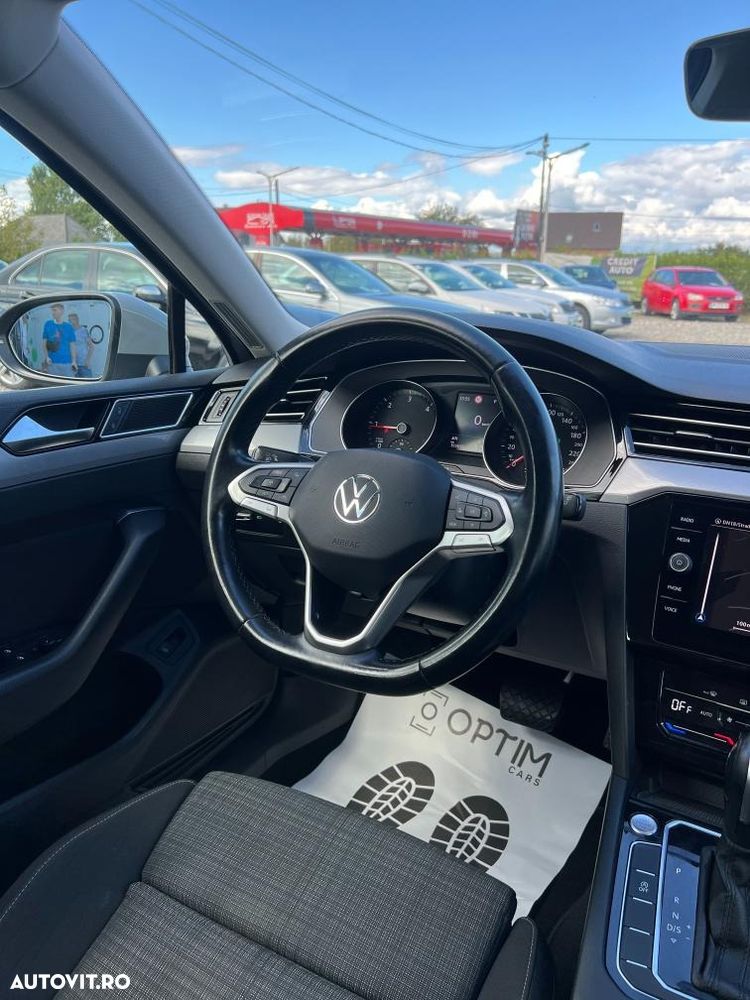 Volkswagen Passat - 10