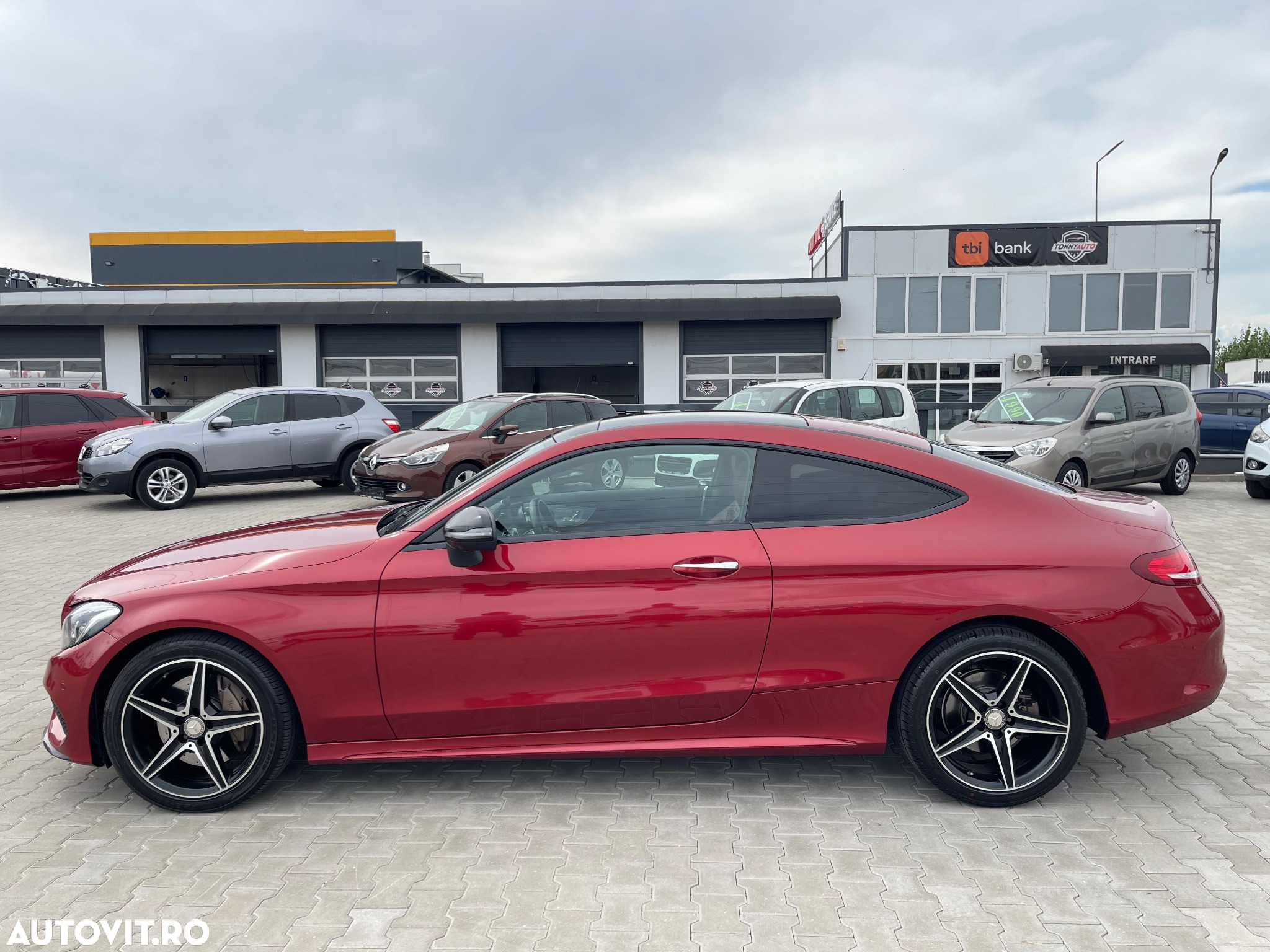 Mercedes-Benz C 250 d Coupe 4MATIC Aut. - 6