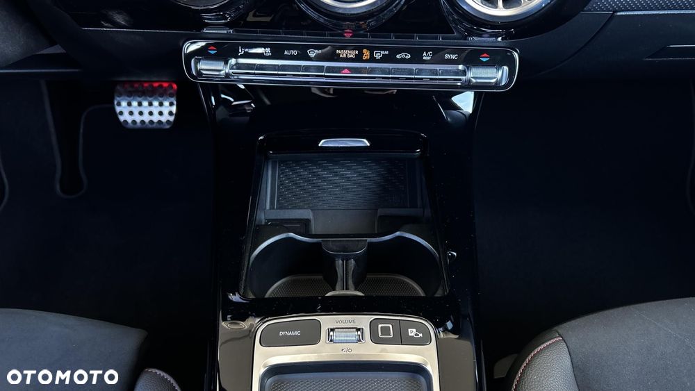Mercedes-Benz Klasa A 220 d AMG Line 8G-DCT - 21