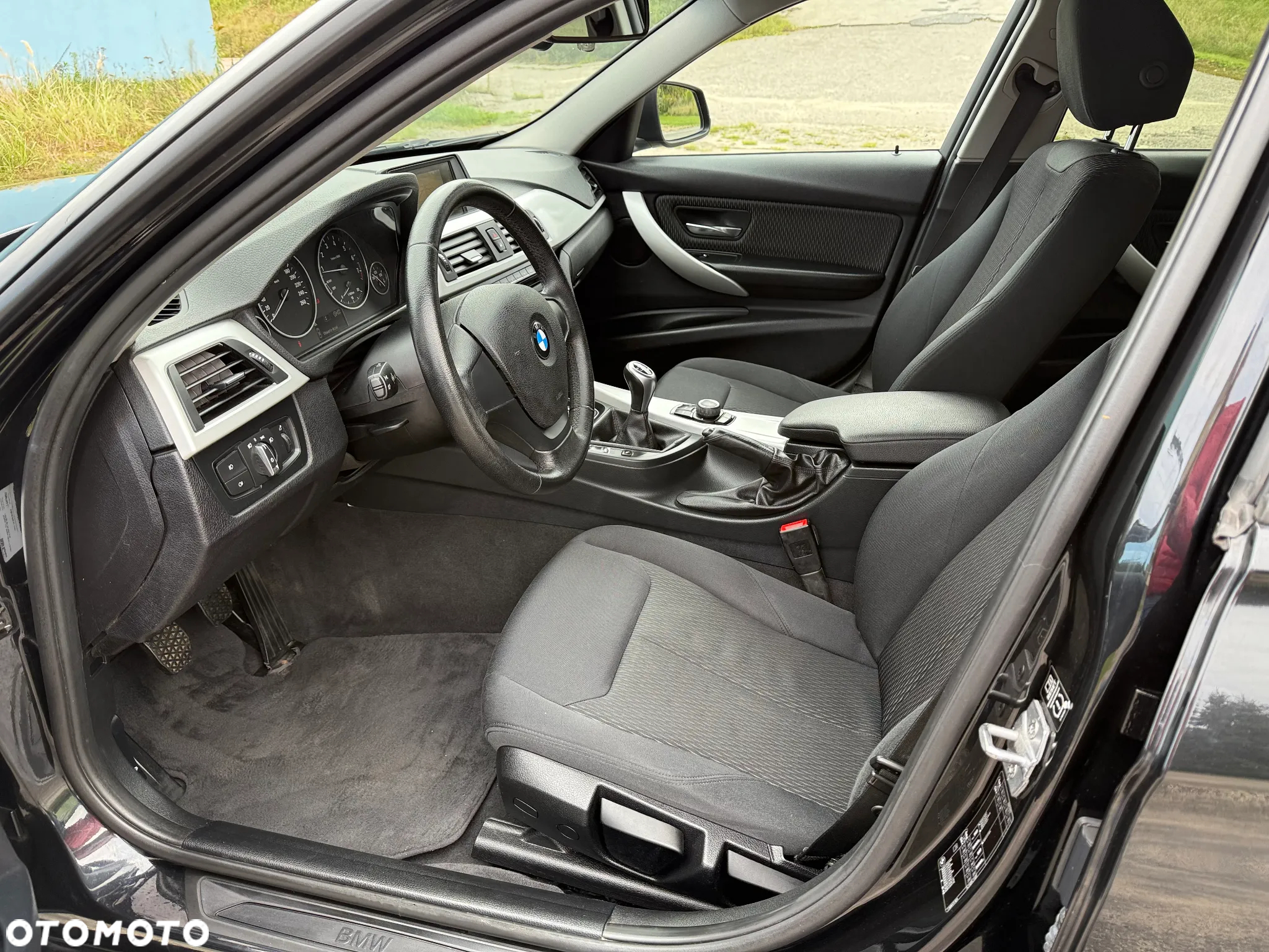 BMW Seria 3 316i - 9