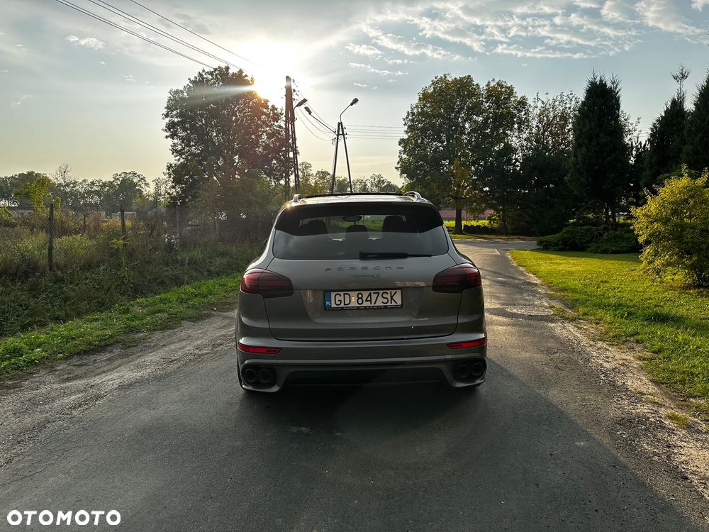 Porsche Cayenne S Diesel - 6