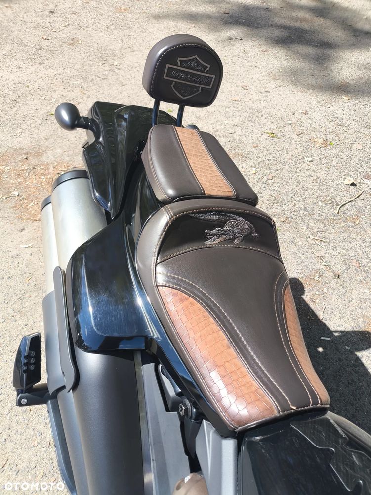 Harley-Davidson Sportster - 11